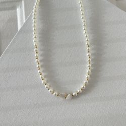Minimalist Pearl necklace With 2 Hearts, Dainty necklace. 