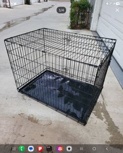 large dog cage  / dog kennel