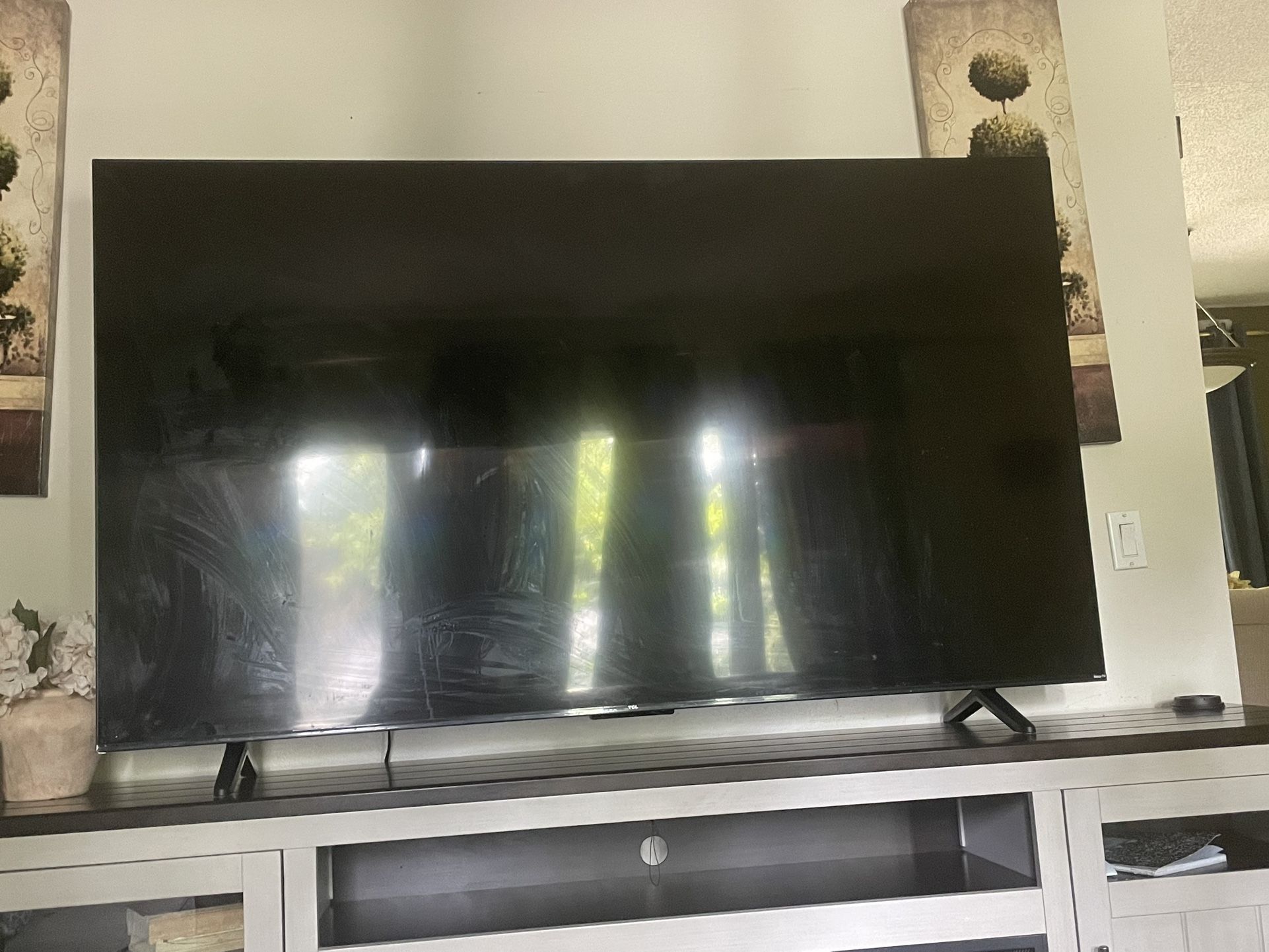 Two TVs For Free. Both NOT Working.