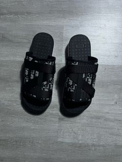 Dior slides