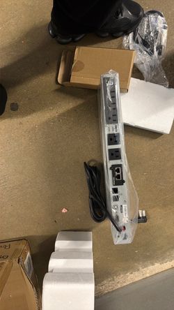 CyberPower Surge Protector Power Strip