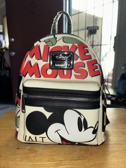 Many Lounge Fly Backpacks