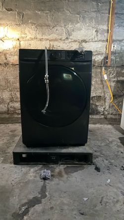 Electric Dryer ( fairly new)