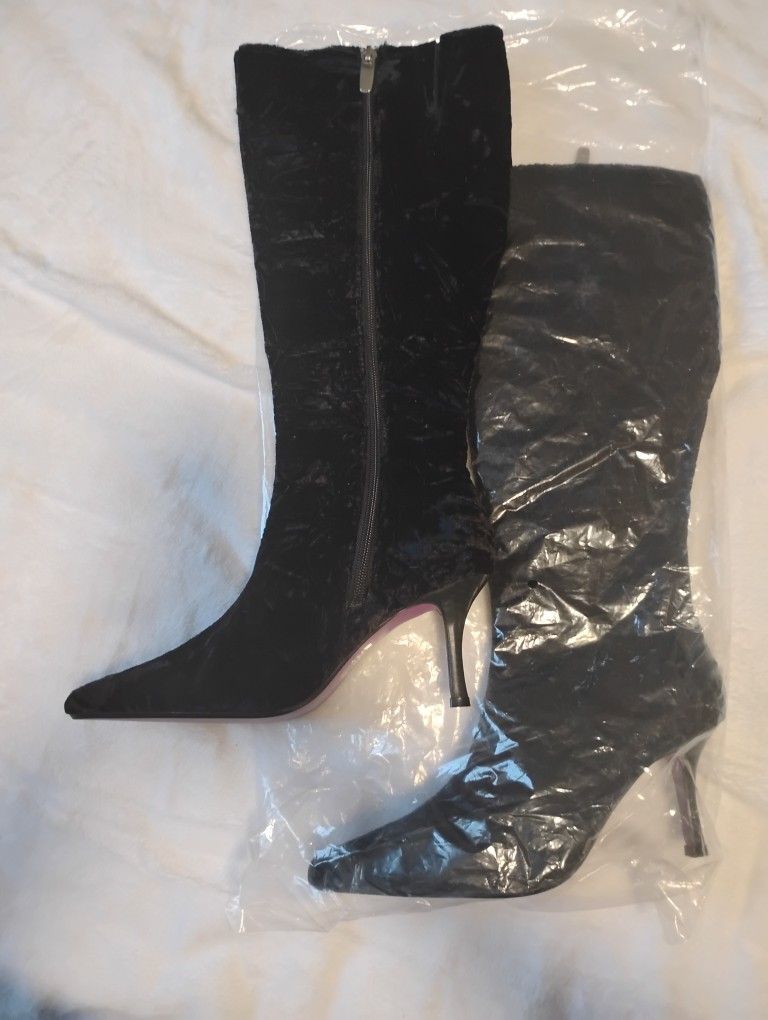 Black Boots