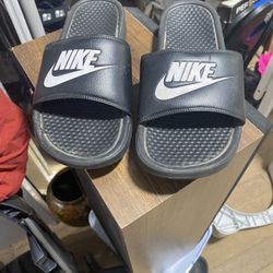 Nike Slides Sz 11 Men’s 