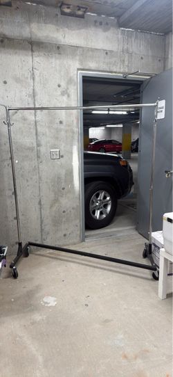 Heavy Duty Rolling Clothes Rack
