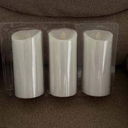 Brand New Never Used Luminary Real Flame Effect 3 Candles With Remote 