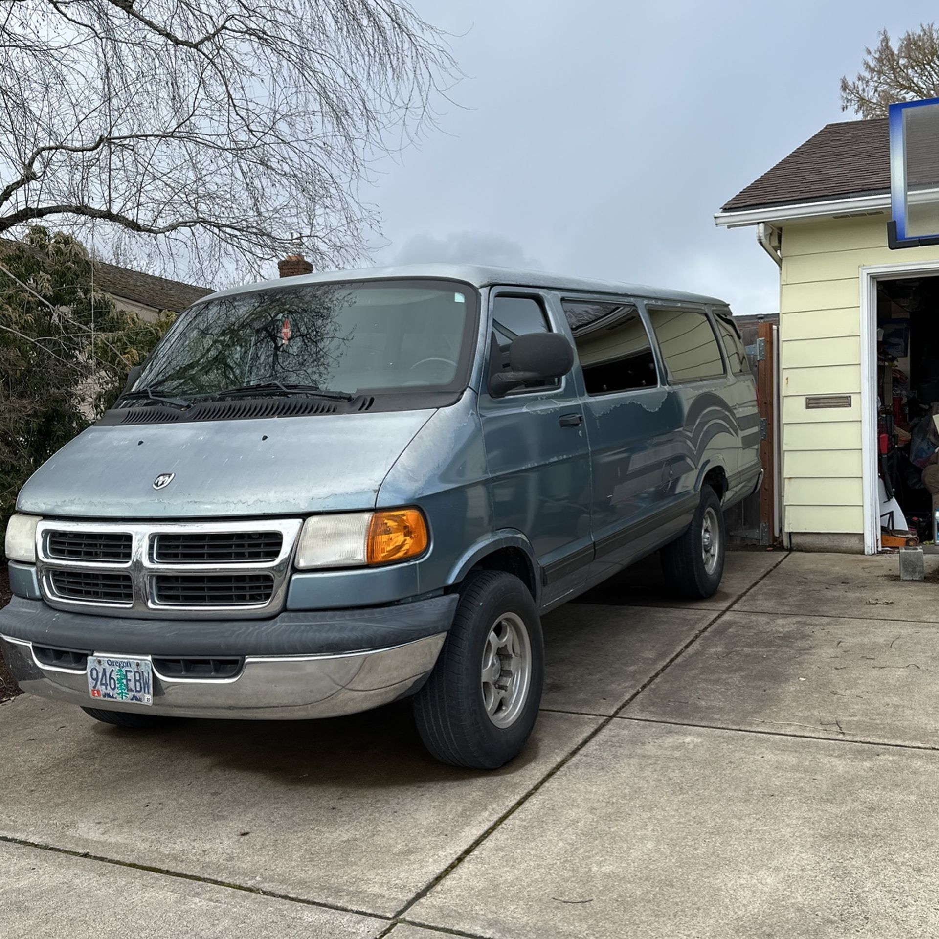 2002 Dodge Caravan/Grand Caravan
