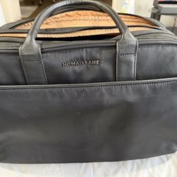 Nomad Lane Bento Box- Black