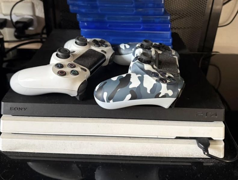 PS4 Pro With 2 Controller And Games