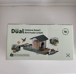 Dual Camera Bird Feeder