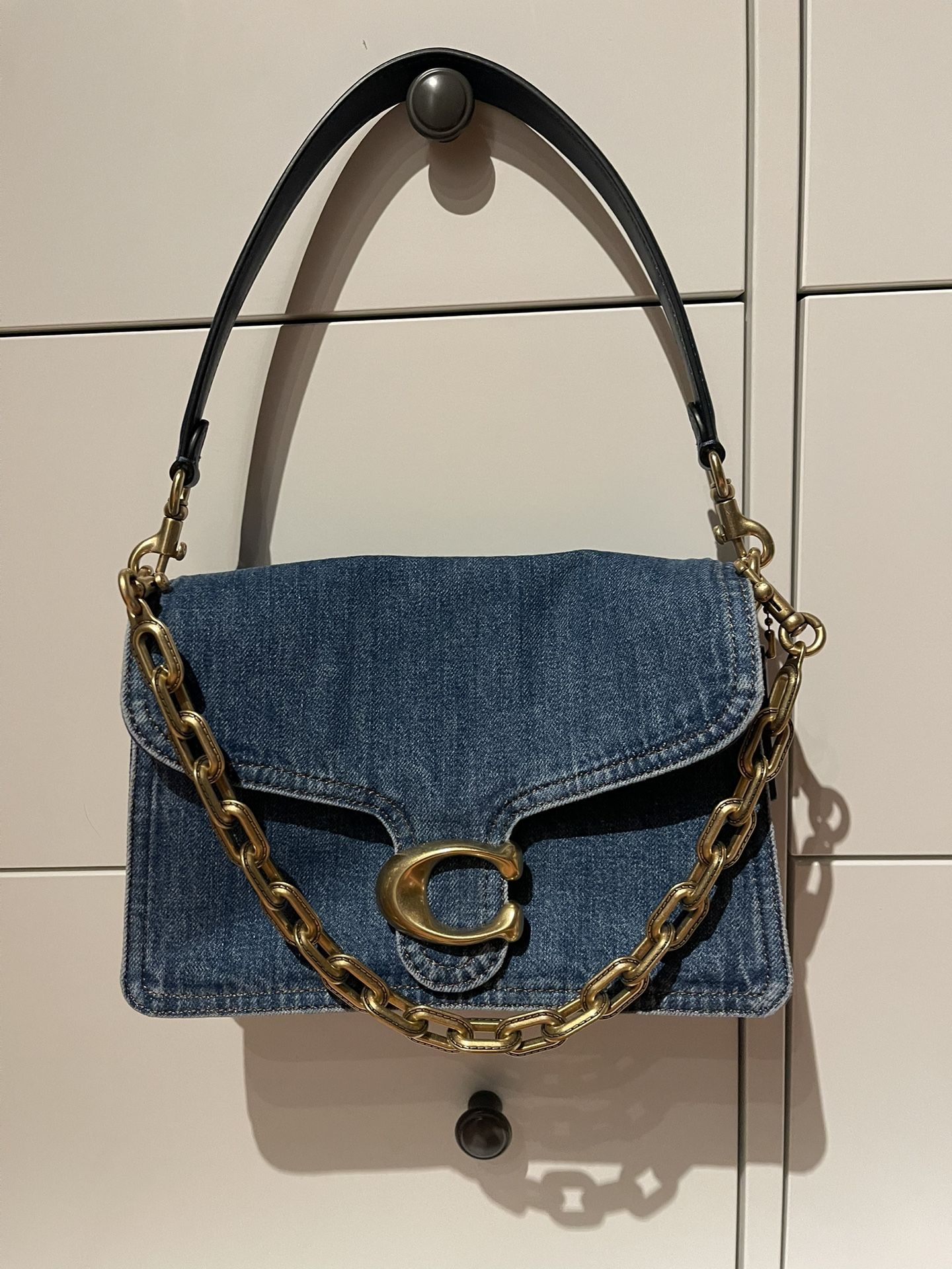 Chain Tabby Shoulder Bag