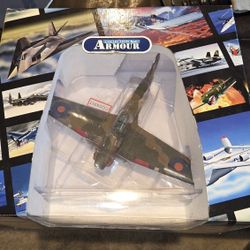 COLLECTION  ARMOUR  HURRICANE  ML  I-UK  RAF-242  CANADIAN  MILITARY  PLANE  READ 