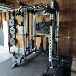 Squat Rack with Smith Machine & Cable Pulley - Home Gym