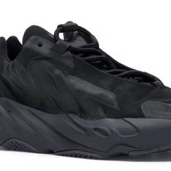 YEEZY BOOST 700 MNVN