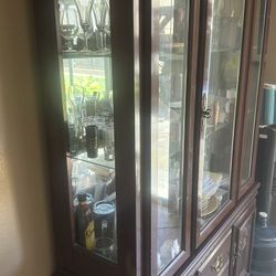 Dinning Kitchen Wood And Glass Display Cabinet 