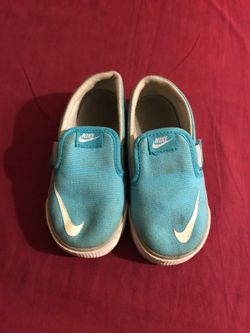 Nike toki slipon