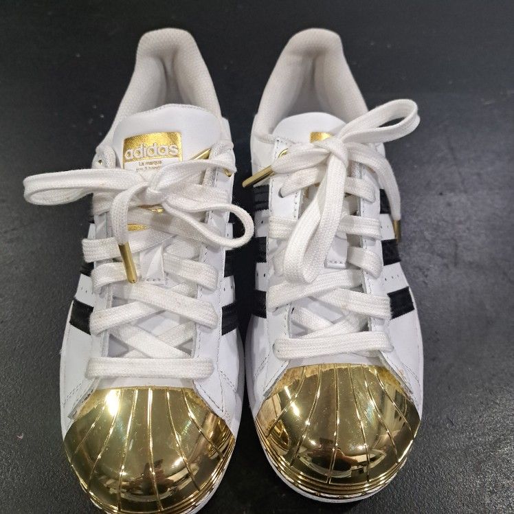 Big Kids Size 4 1/2 Adidas Superstar Metal Toe White Gold Metallic Sneaker