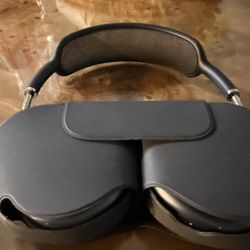 AirPods Pro Max 