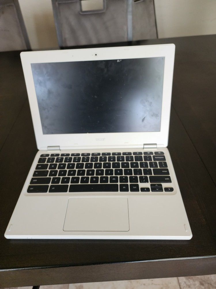 Acer Chromebook. Not Working.  For Parts Only