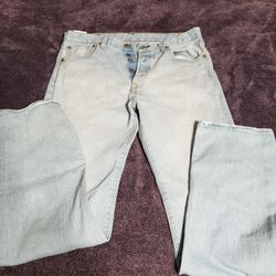 Levis 501  Size 32x32