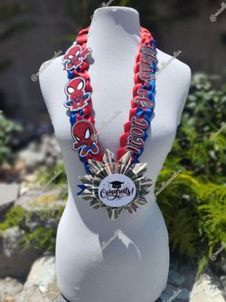 Spiderman Graduation Lei 🎓✨ kinder size
