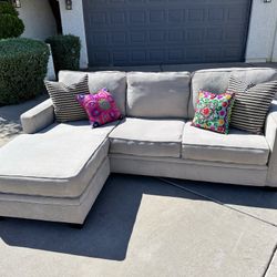 Macys Sectional with Reversible Chaise Beige 93” ✨CLEAN Delivery Available