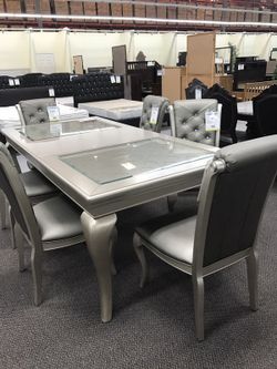 Dining set