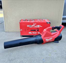 Milwaukee FUEL 18V Leaf Blower