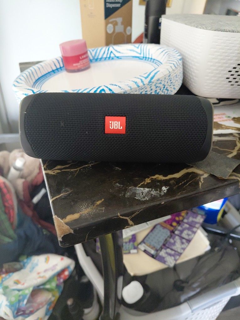 JBL flip 5