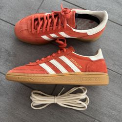 ADIDAS ORIGINALS HANDBALL SPEZIAL 6.5 Men, 8 Women