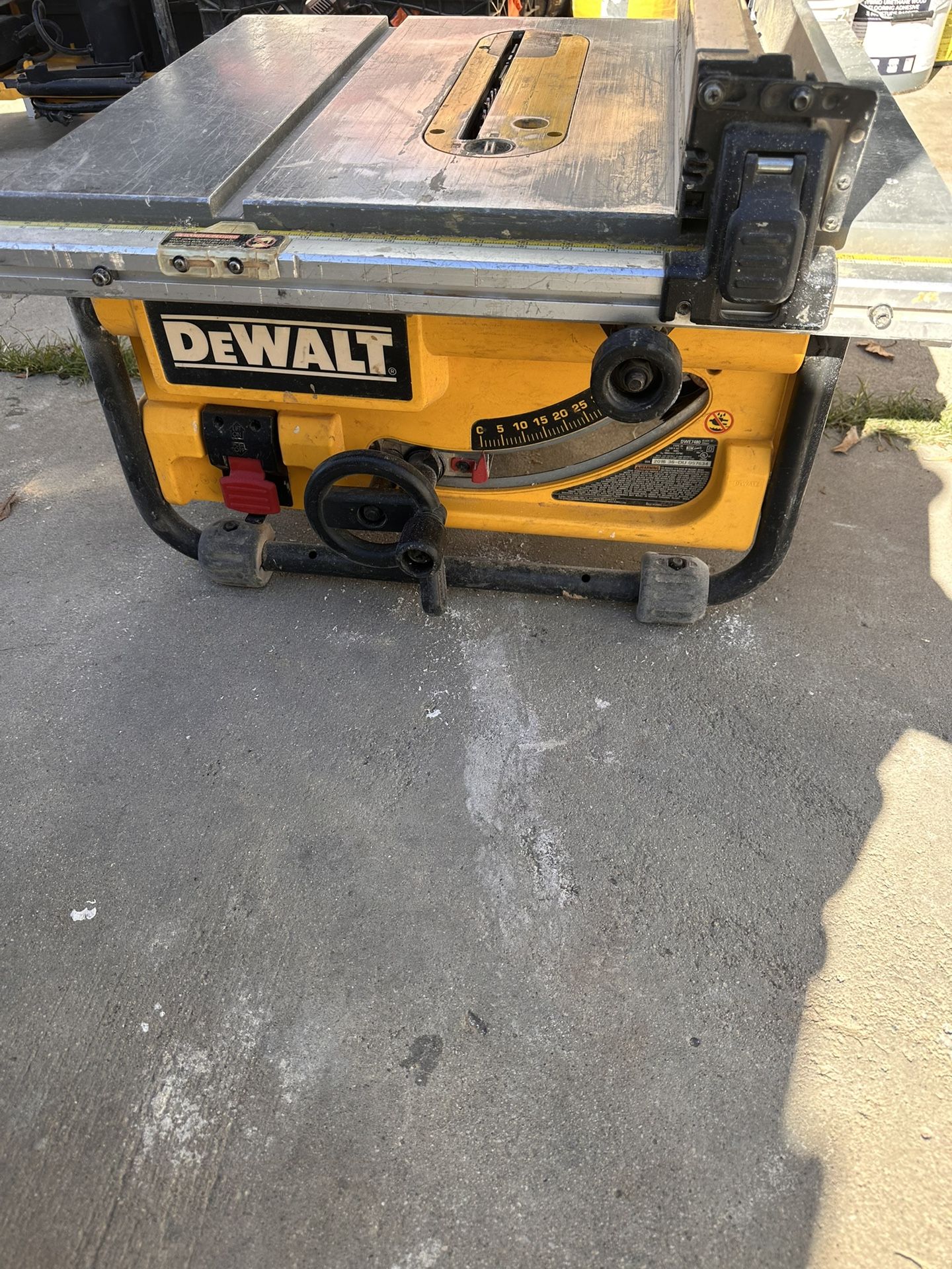 Dewalt