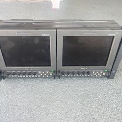 Double Sony LMD-9050 Video Monitors with AC-LMD9 1080