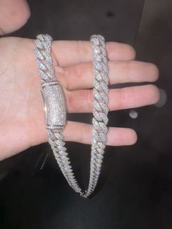 Moissanite Cuban chain