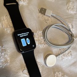 Apple Watch Series 4 