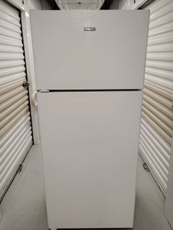 Hotpoint Top Freezer Refrigerator