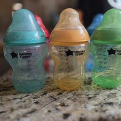 Tommee Tippee Bottles