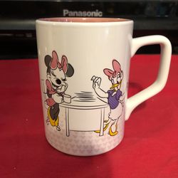 Disney Minnie & Daisy Coffee Cup
