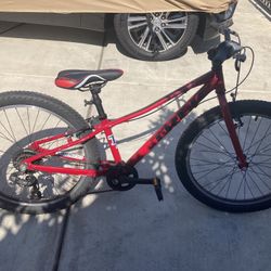 Trek Precaliber 24 8-speed Bike