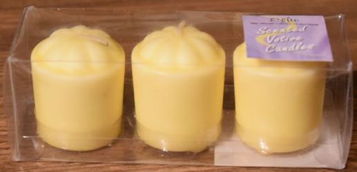 3 Scented Votive candles