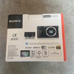 Brand new Sony A6000 with 16-50mm lens