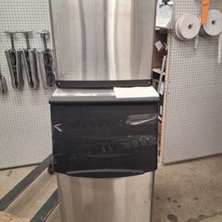 Ice Machine 