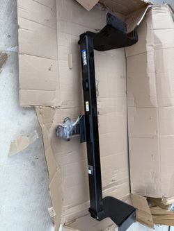 REESE tow power hitch class three custom fit NEW