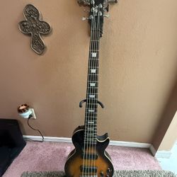 Gibson, Epiphone Les Paul 5string Bass