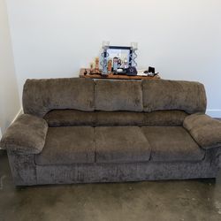 Darcy Sofa 