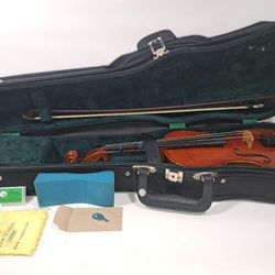 Lisle 1/2 Violin, Model 112, complete set