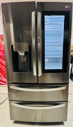 LG InstaView ThinQ French Door Refrigerator. in excellent working order