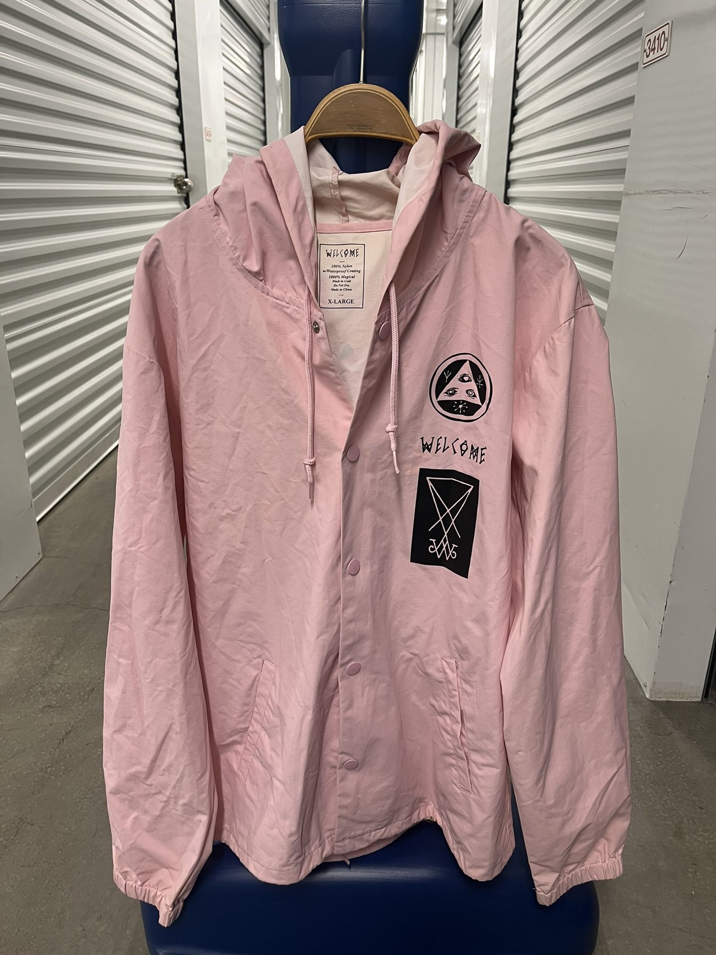 Men’s Pink Hooded Rain Jacket
