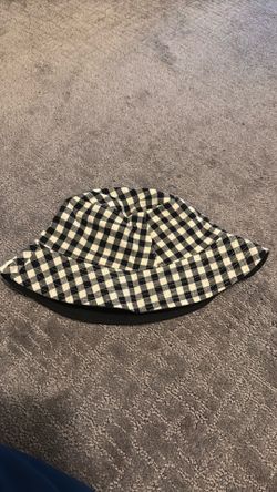 Black and white hat