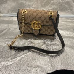 Gucci Mini GG Marmont 